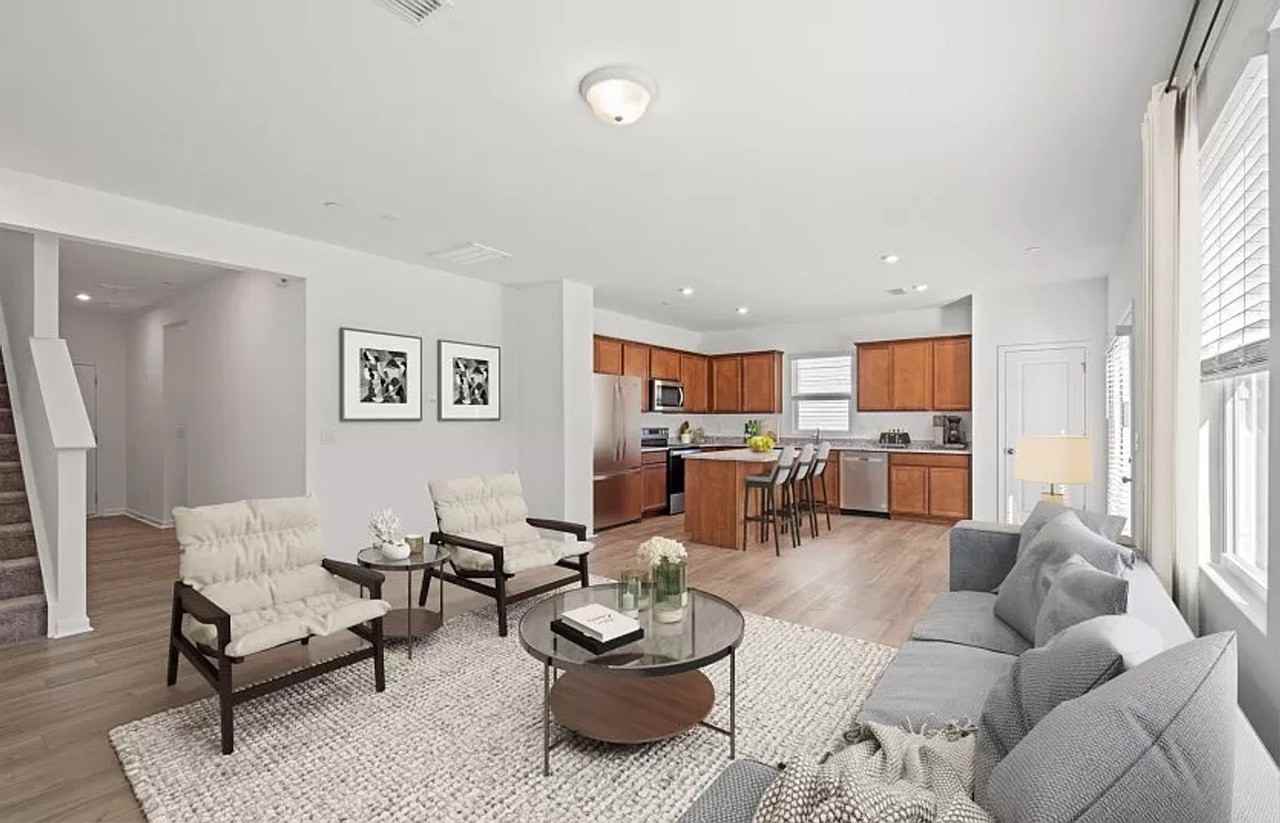 2943 Langhorne Ave Sw - Photo 2 of 20