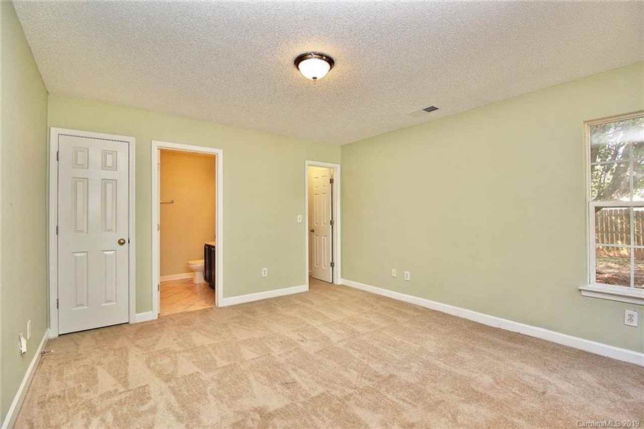 204 Tom Hunter Rd - Photo 6 of 40