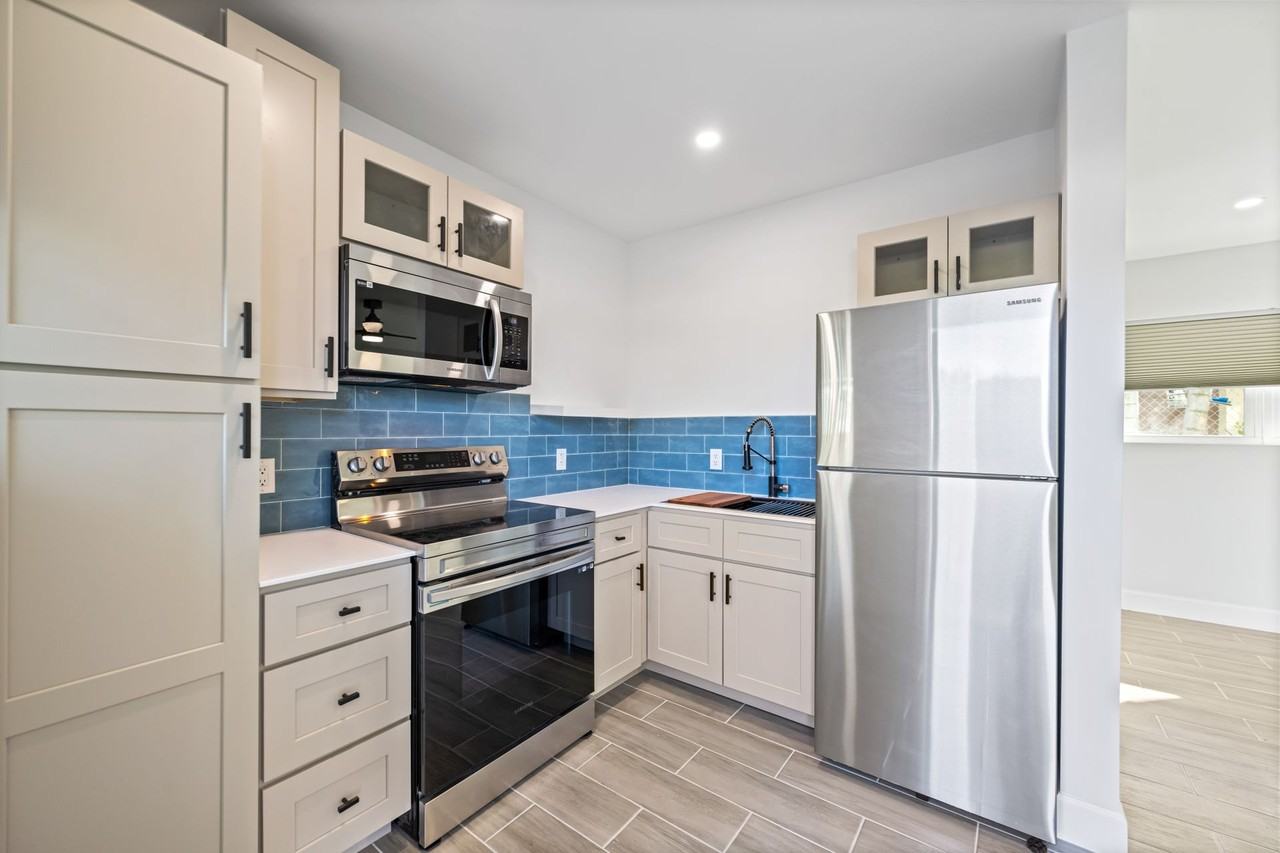 The Gwendolyn Apartments - Photo 5 of 26