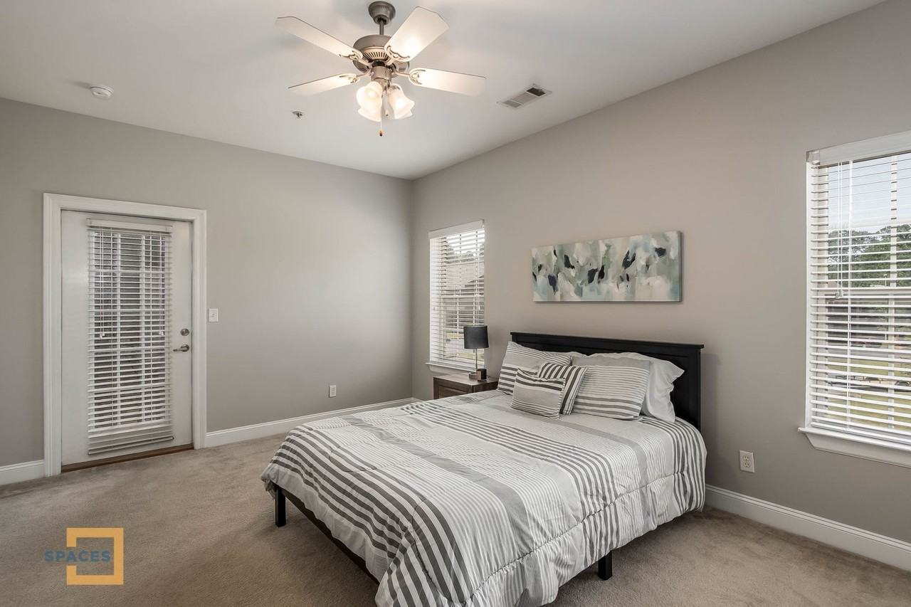 3218 Veterans Memorial Pkwy - Photo 5 of 50
