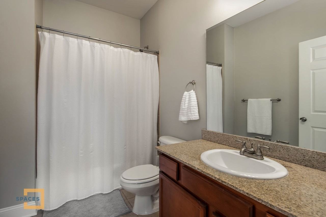 3218 Veterans Memorial Pkwy - Photo 6 of 50