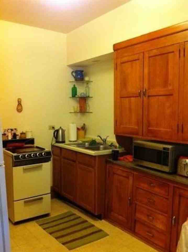 413 12th Ave Se - Photo 2 of 4