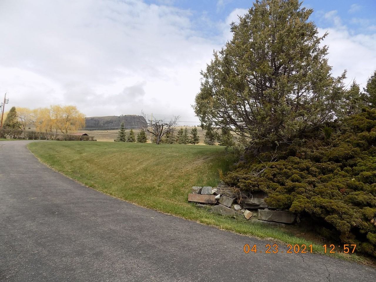 27096 Us Highway 93 - Photo 4 of 50