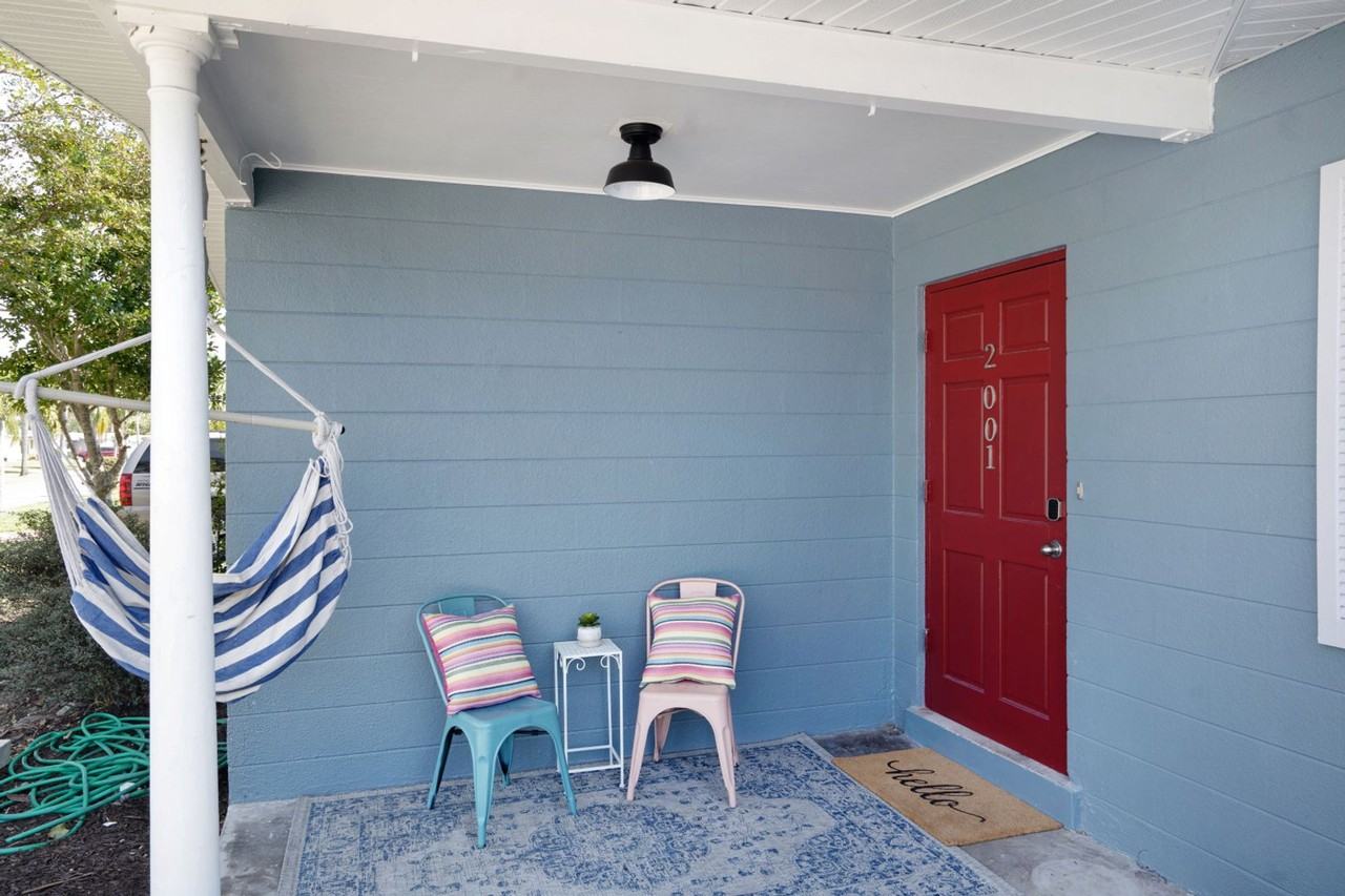 2001 25th Ave W - Photo 2 of 50