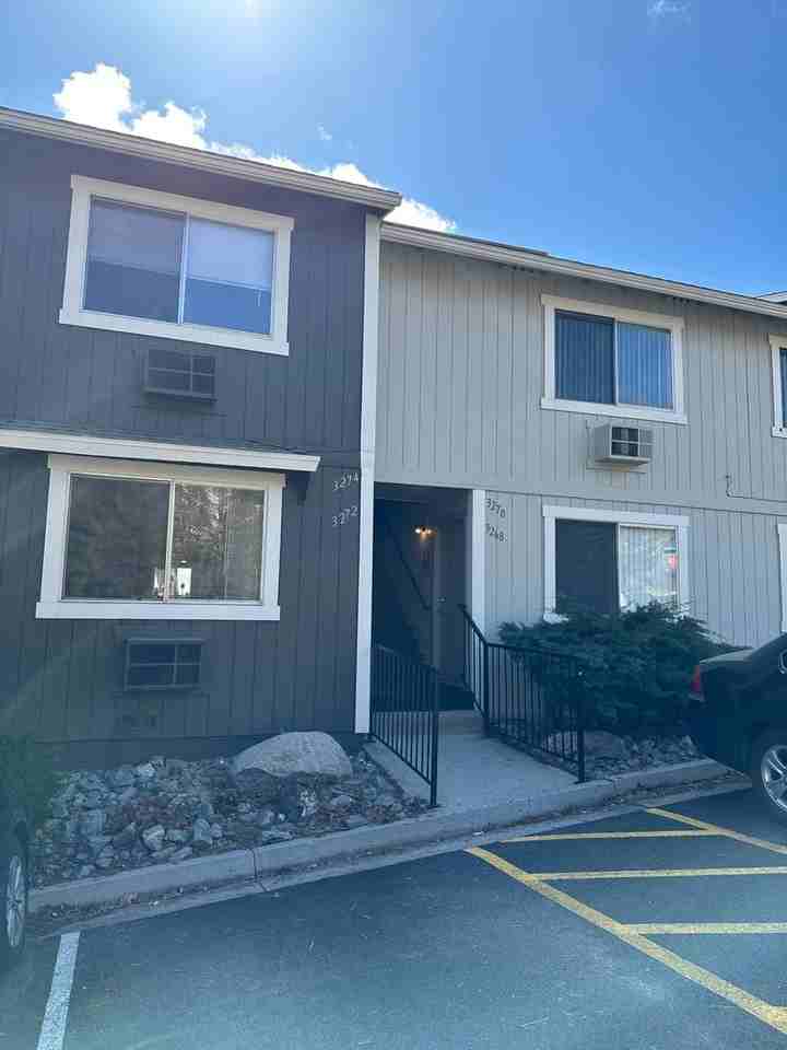 3274 Bullwinkle Dr - Photo 2 of 11