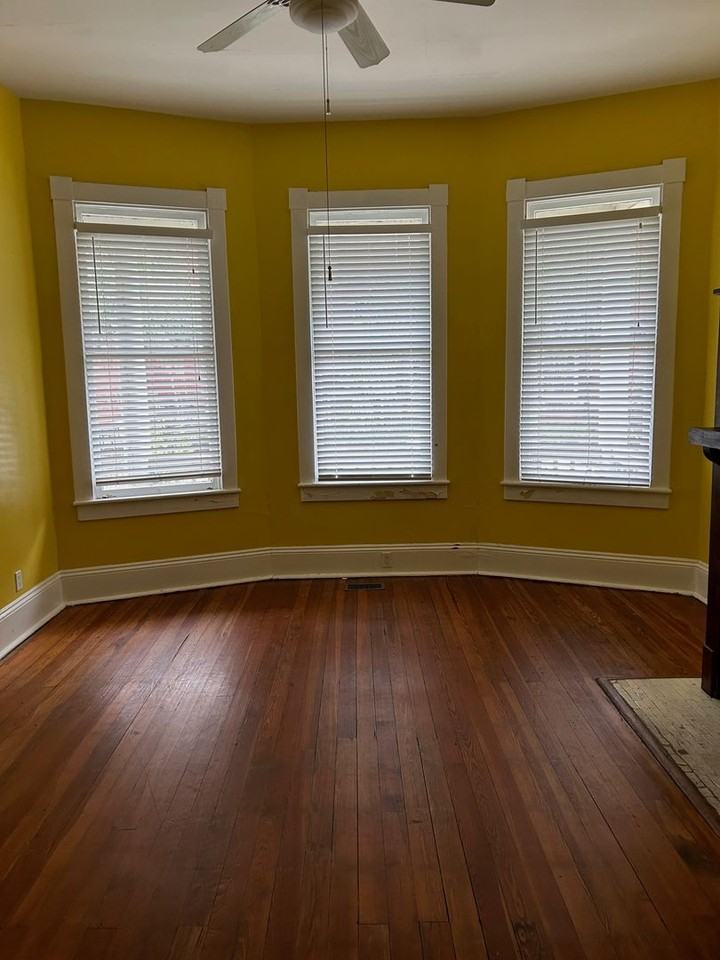 1723 Whitaker St - Photo 5 of 31