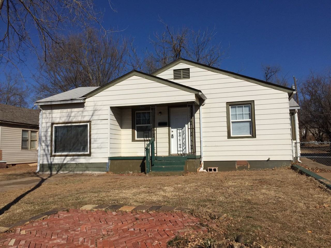 1809 Ne 19th St - Photo 2 of 25