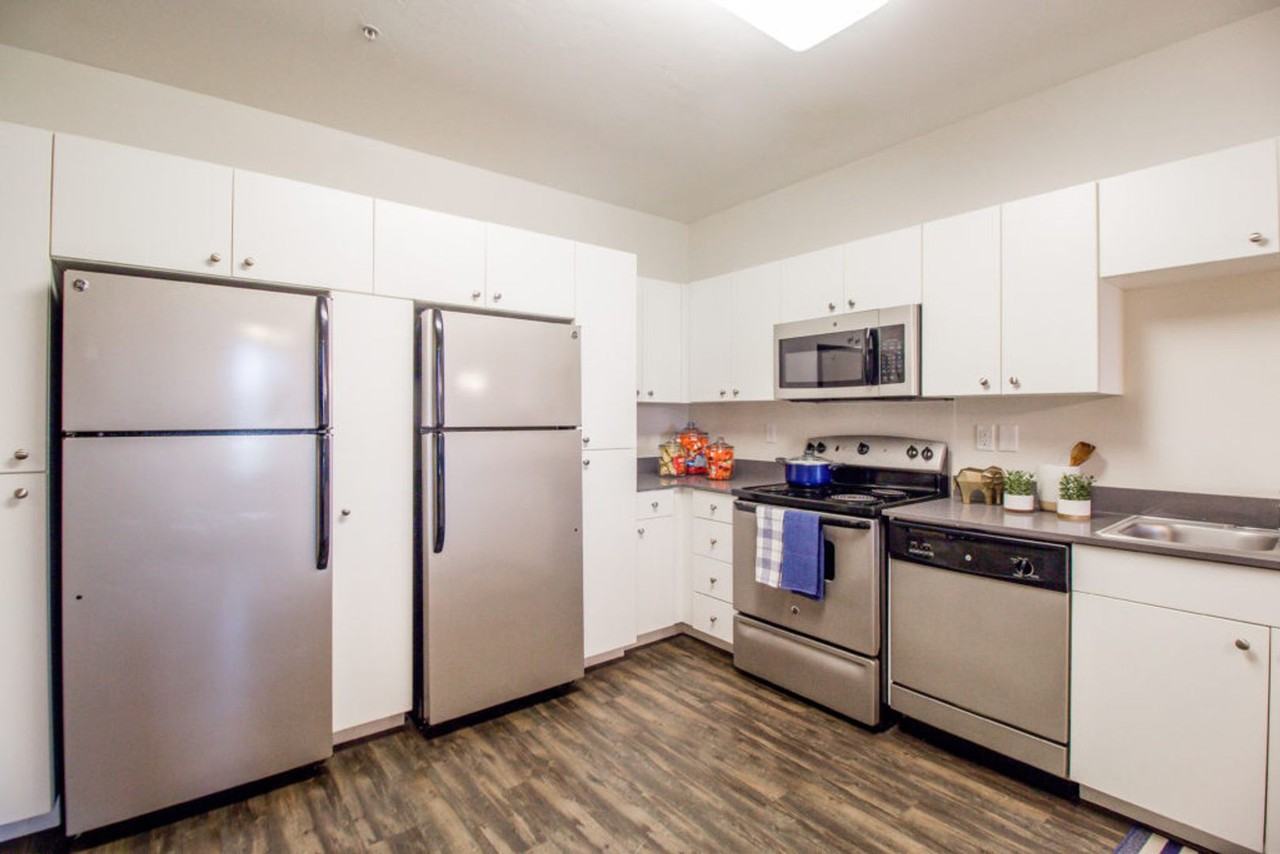 6 MENS - UPPER 6 BED (floors 2-5) - Photo 4 of 8