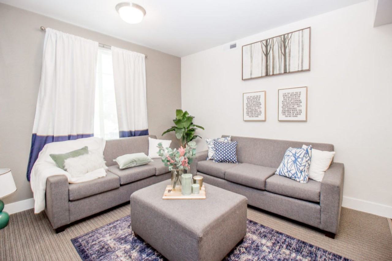 6 WOMENS - UPPER 6 BED CORNER (floors 2-5) - Photo 5 of 7