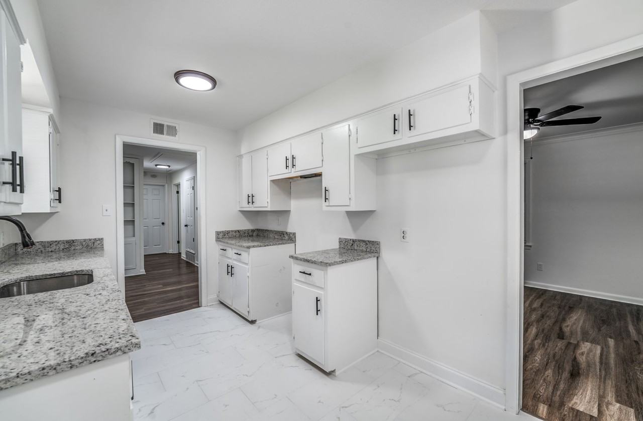 4903 Quince Rd - Photo 5 of 31