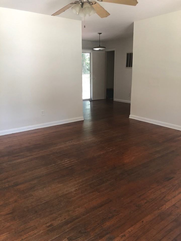201 N Lipona Rd - Photo 3 of 11