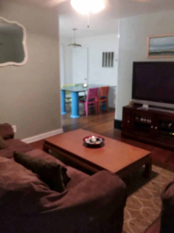 201 N Lipona Rd - Photo 4 of 11
