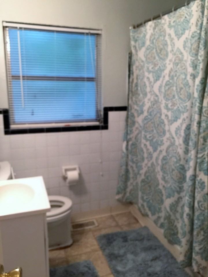 201 N Lipona Rd - Photo 6 of 11