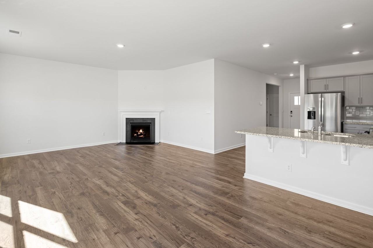 260 Ridgeview Ln - Photo 2 of 23