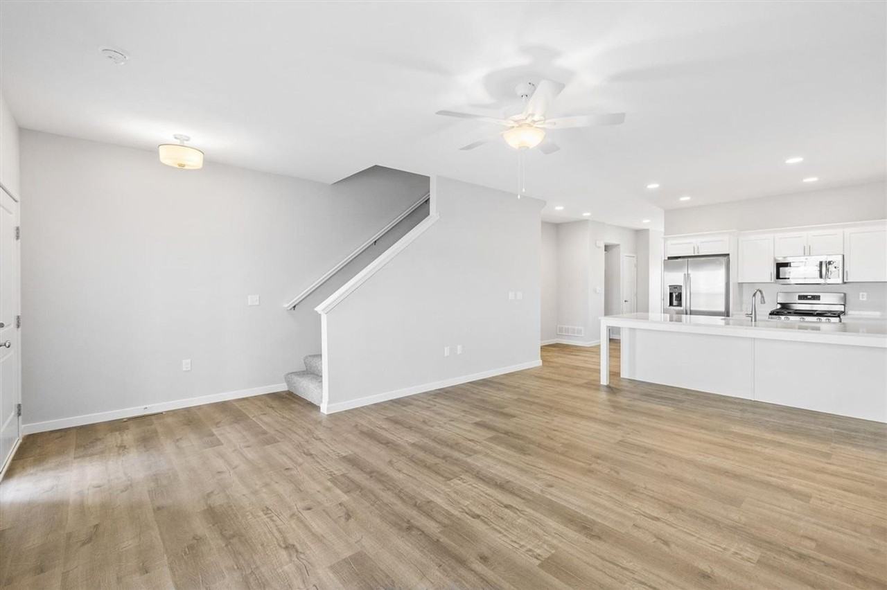616 Catherine Dr - Photo 3 of 27