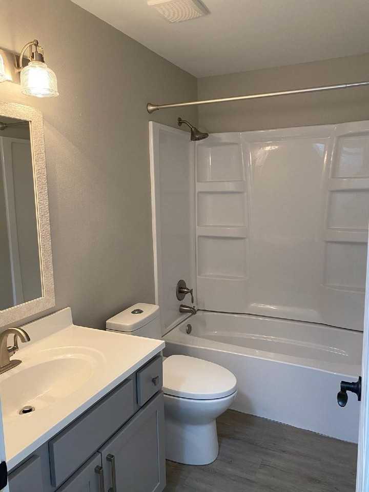 205-233 Walnut Street - Photo 4 of 49