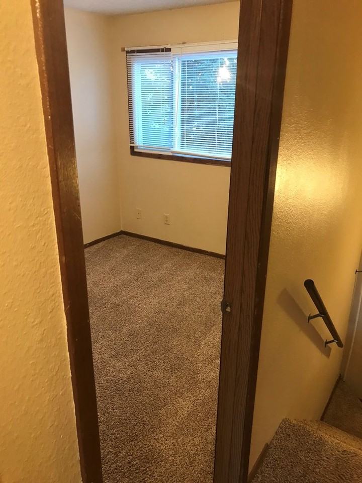 3222 Lincoln Way #5 - Photo 3 of 33