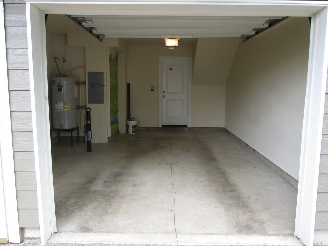 17297 Southwest Whitley Way - Photo 3 of 13