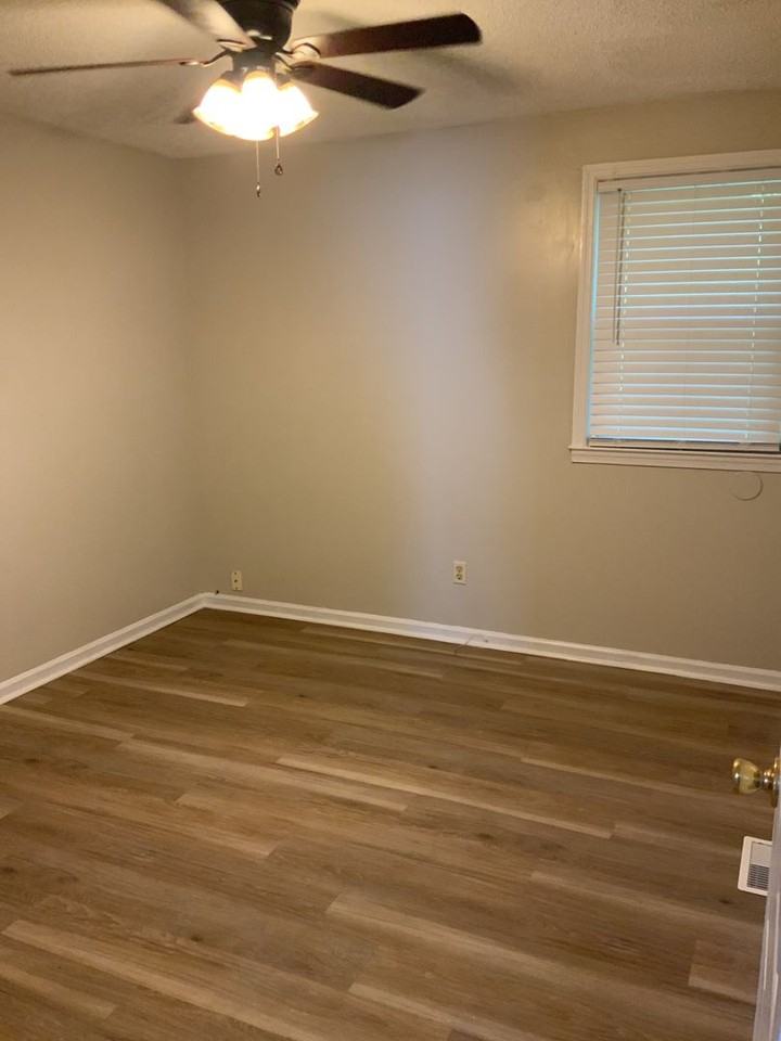 2549 Cherry St #3 - Photo 7 of 10