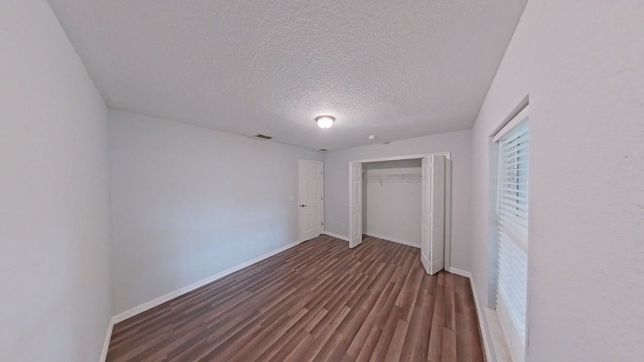 7750 Sw 100th St - Photo 6 of 14