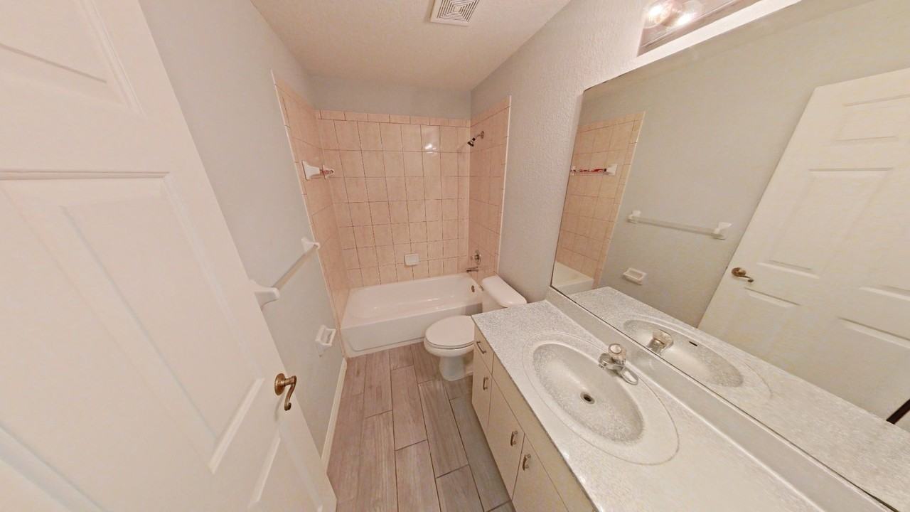 7750 Sw 100th St - Photo 7 of 14