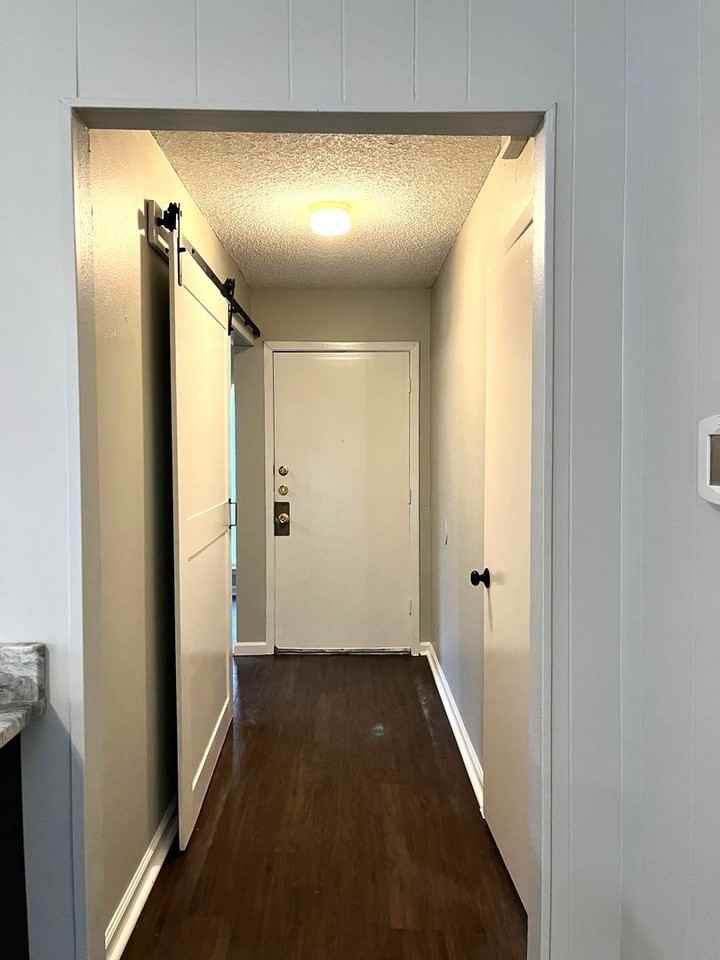 10711 Edgefield Dr - Photo 2 of 15