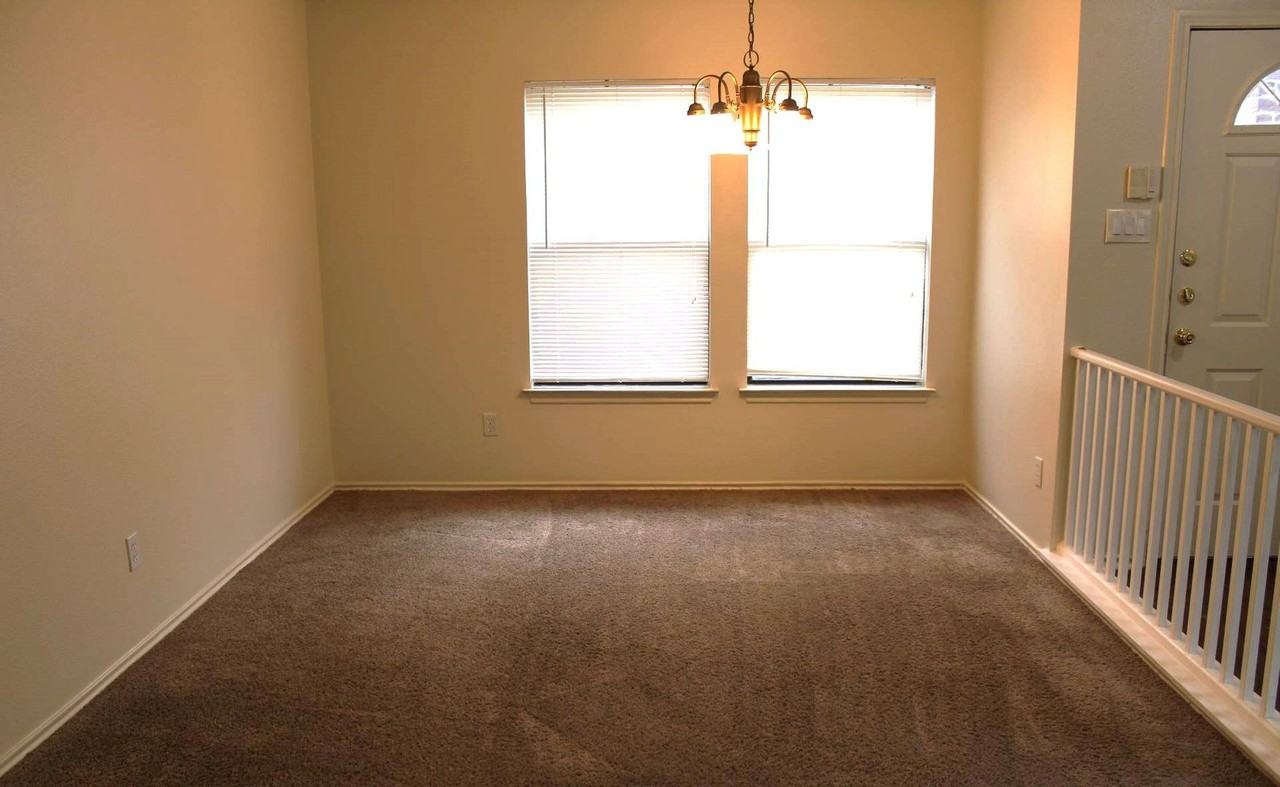 1319 Carmel Oaks - Photo 3 of 14