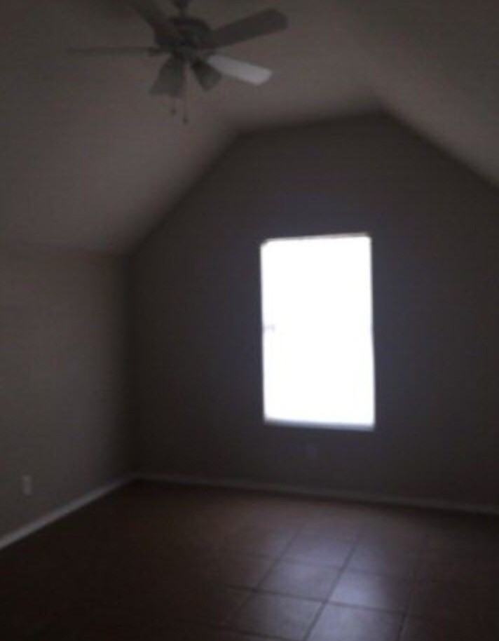 9827 W University Blvd - Photo 5 of 12