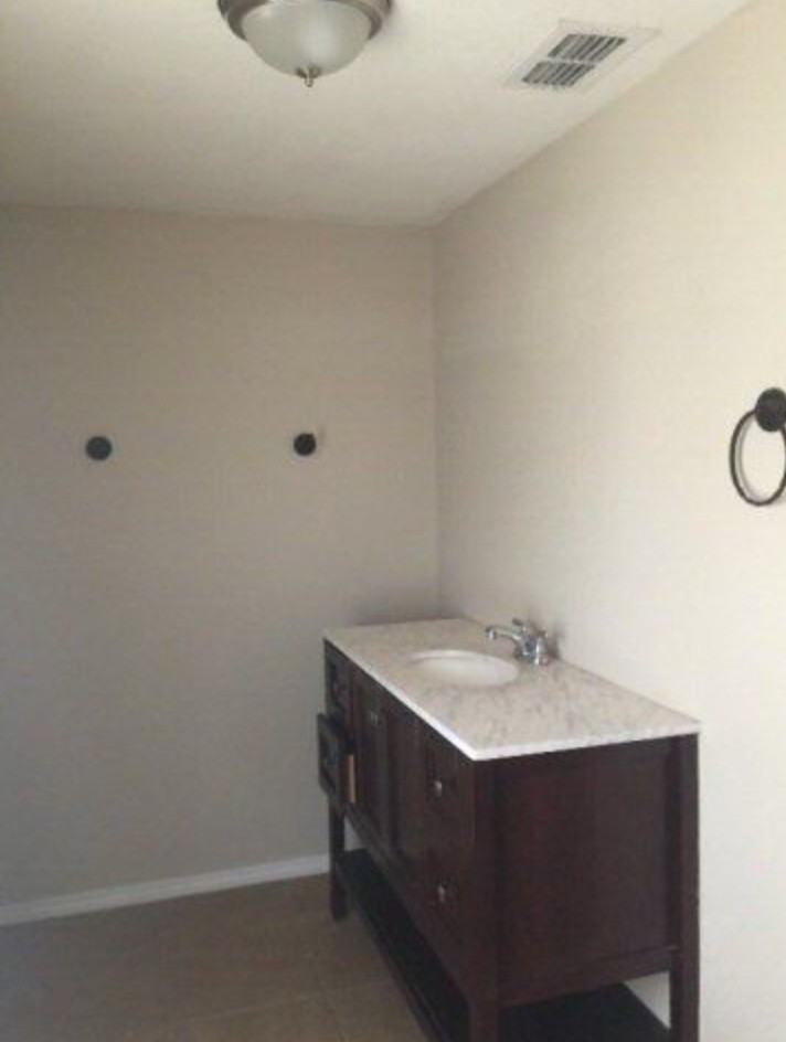 9827 W University Blvd - Photo 6 of 12