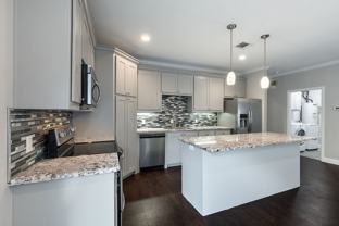 2832 Forest Park Blvd - Photo 1 of 1