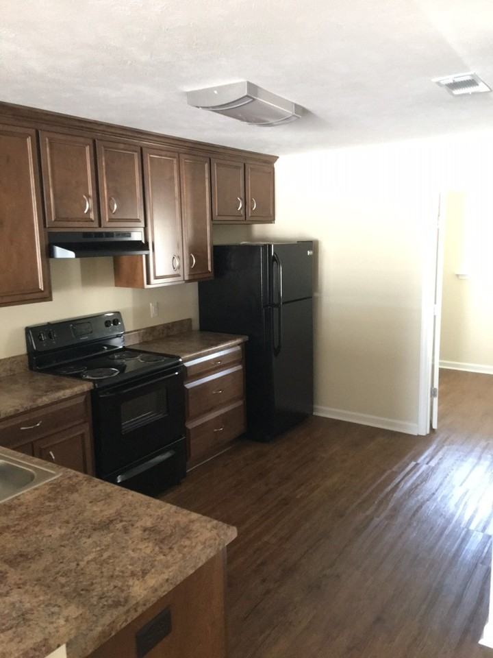 127B Magnolia Ct - Photo 4 of 5