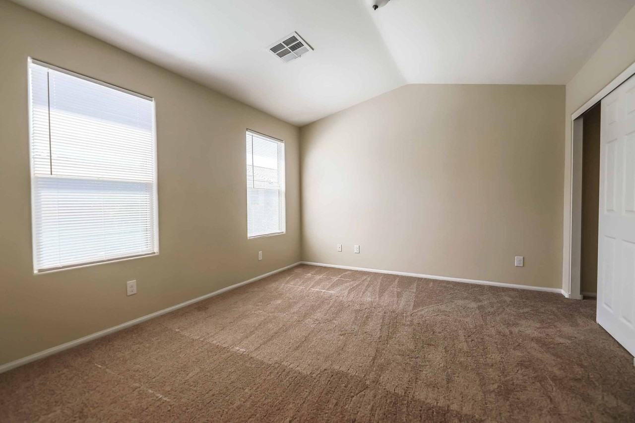 6749 Prairie Dusk Dr - Photo 2 of 23
