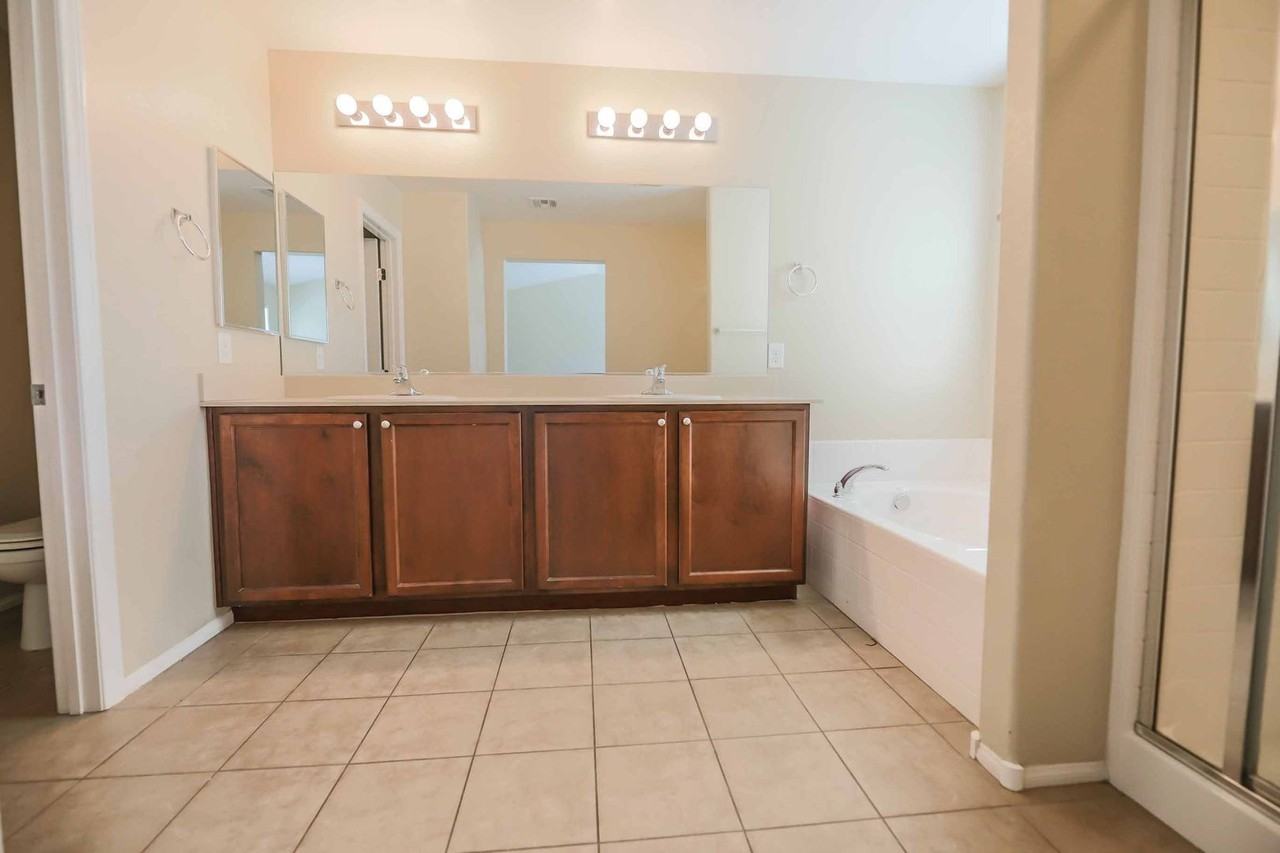 6749 Prairie Dusk Dr - Photo 6 of 23