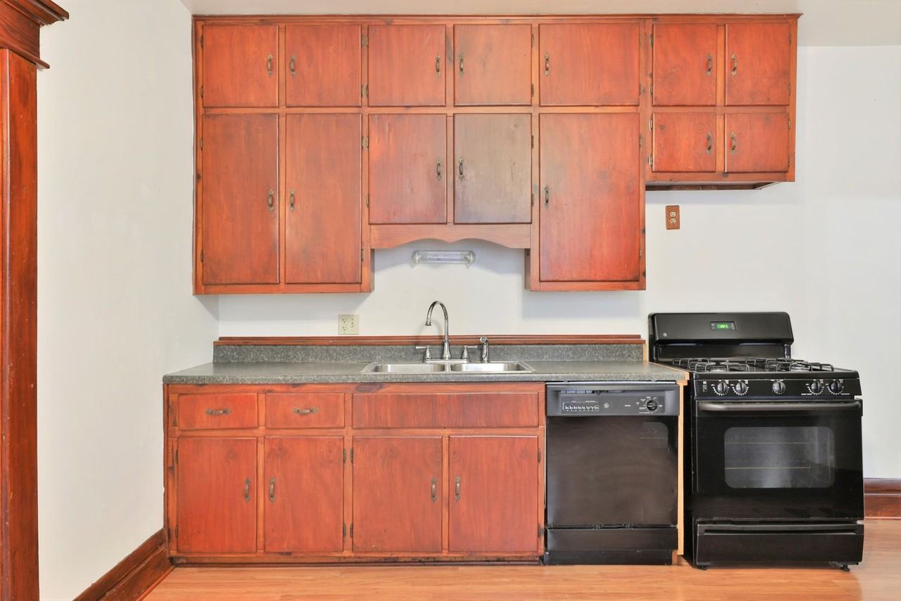 23 E Blake Ave - Photo 3 of 24