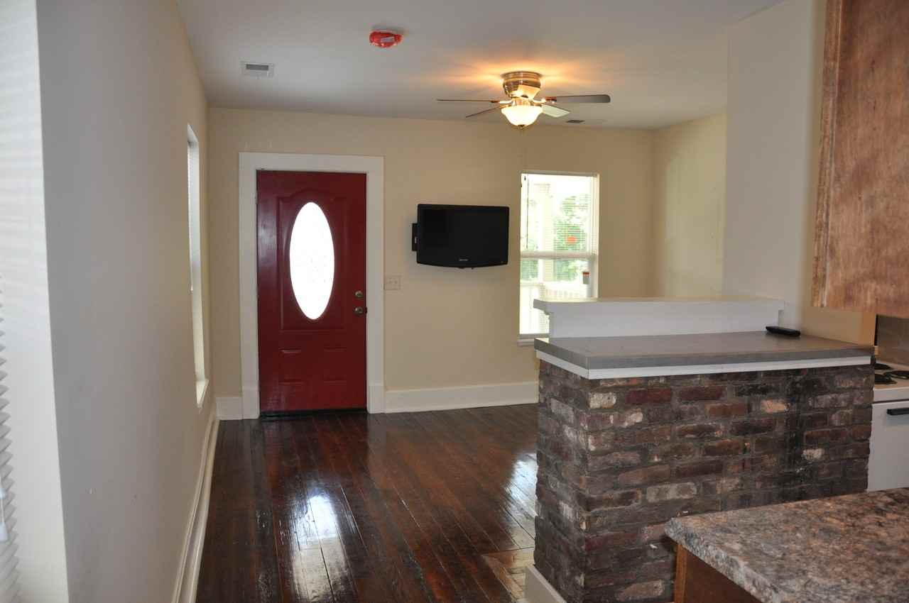 417 Uhlan Ct - Photo 2 of 12