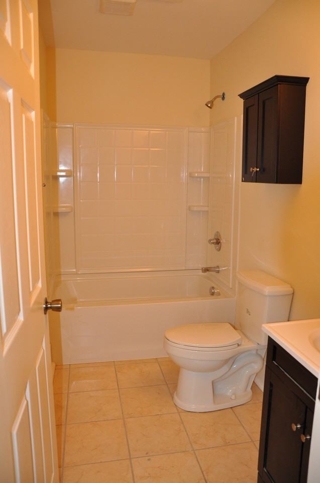 417 Uhlan Ct - Photo 4 of 12