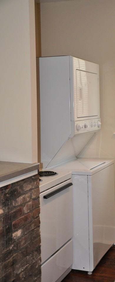 417 Uhlan Ct - Photo 5 of 12