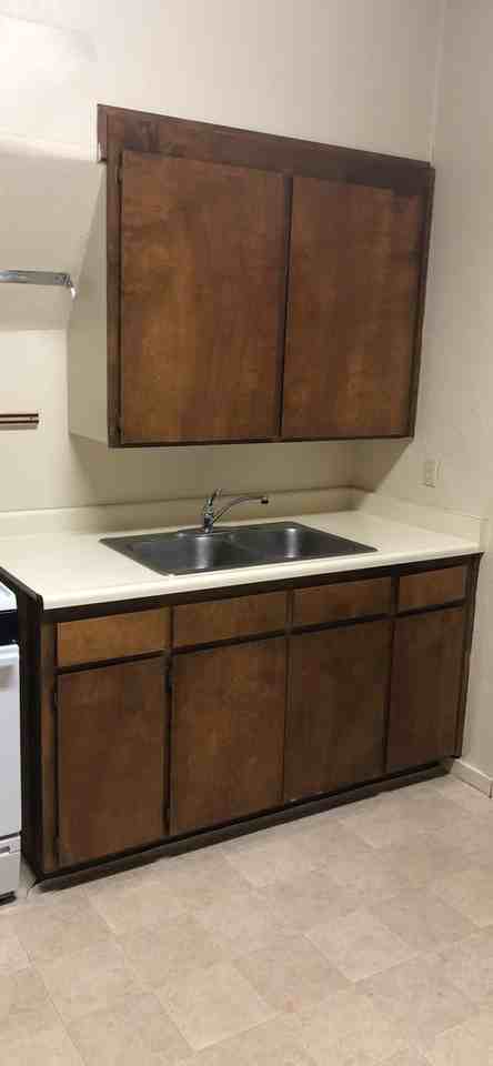 20 Cherry St - Photo 2 of 9