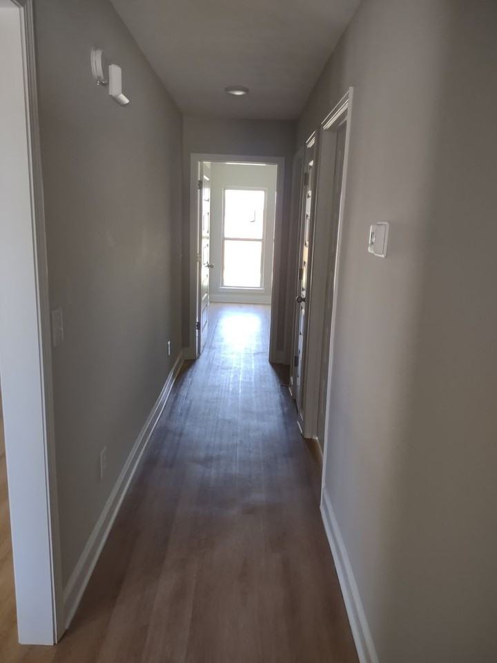 560 560 Silver Hill Drive - Photo 2 of 25