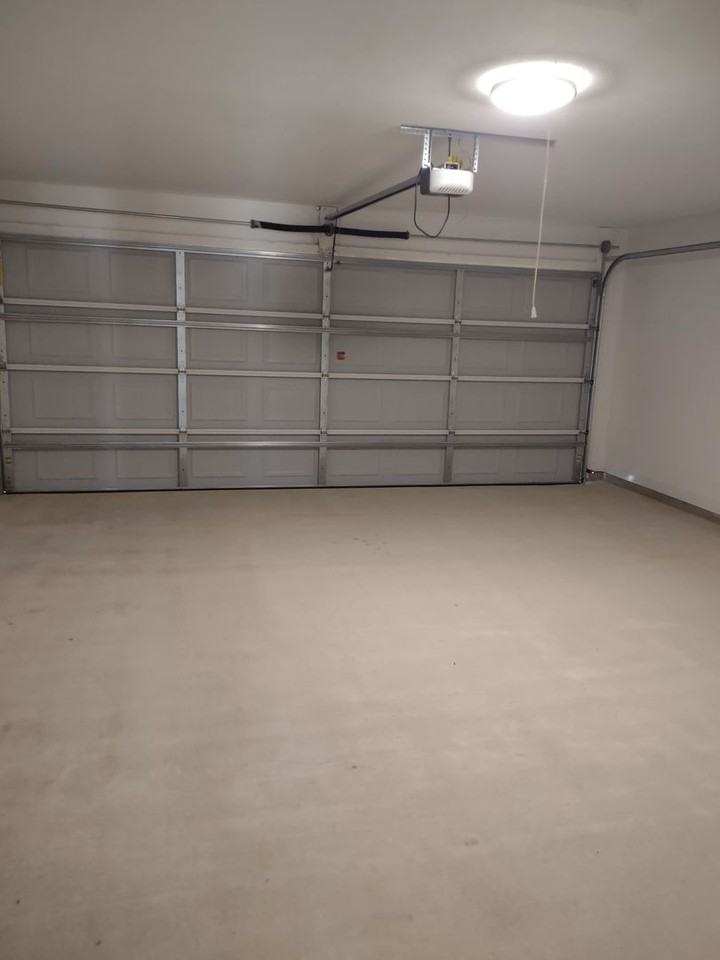 560 Silver Hill - Photo 7 of 25