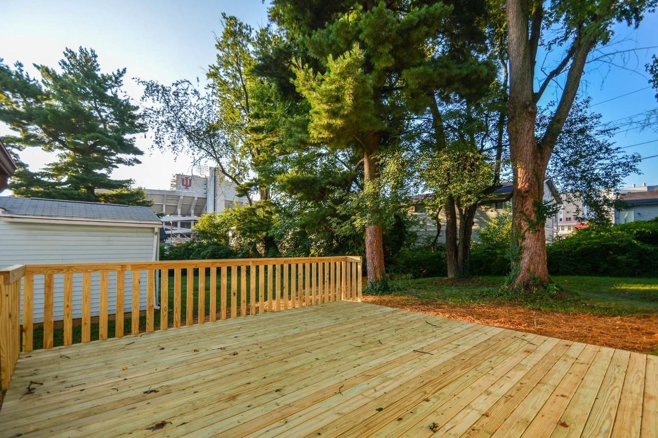 404 E 20th St - Photo 2 of 14