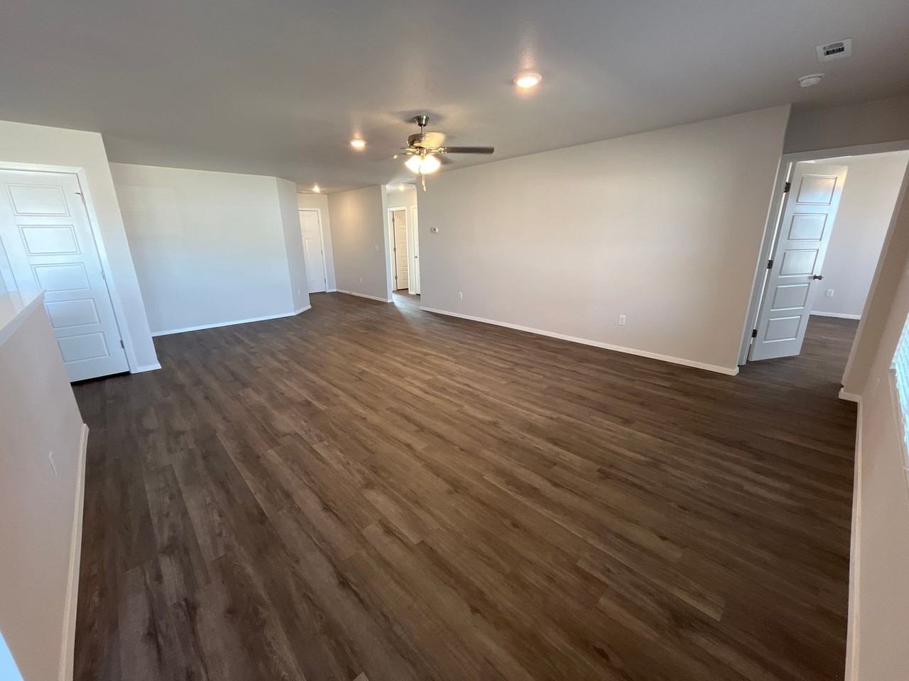 3201 E Jacob Ln - Photo 6 of 20