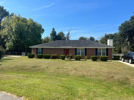 featured image of 621 Aztec Ln