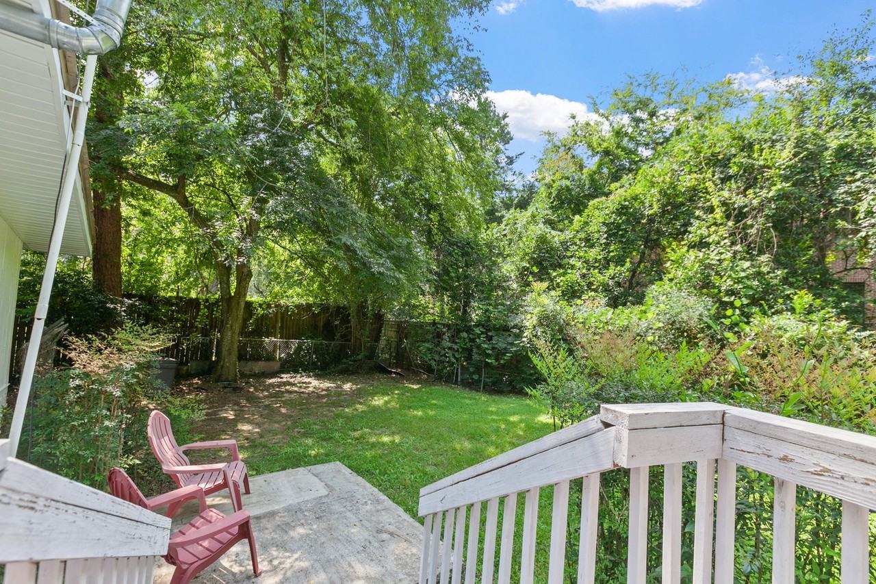 1503 Sauls St - Photo 6 of 44