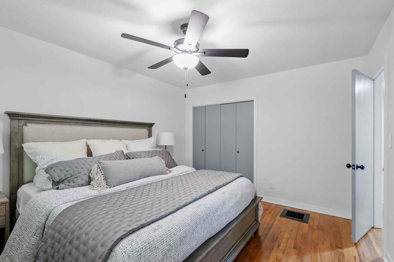 1503 Sauls St - Photo 7 of 44