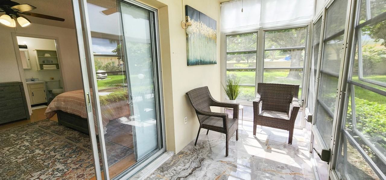 95 Spring Lake Dr #103 - Photo 3 of 16