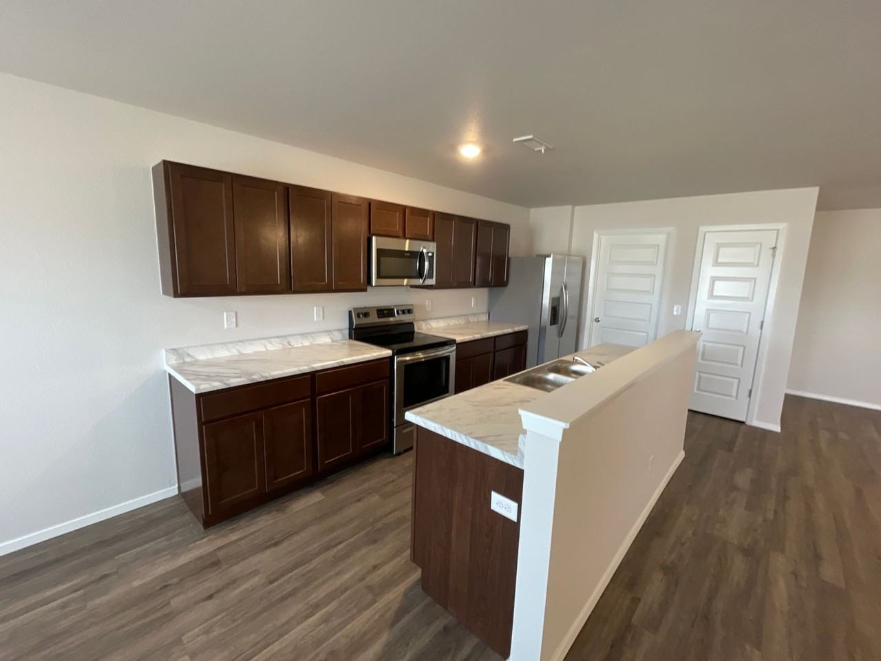 3217 E Ricky Dr - Photo 6 of 18