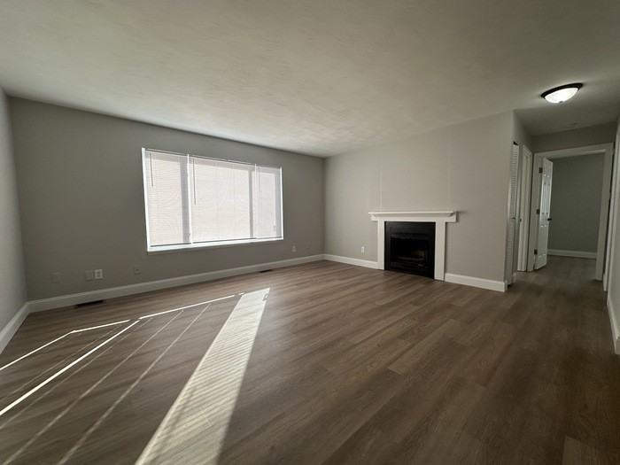 1713 Dorchester Ave #1 - Photo 2 of 13