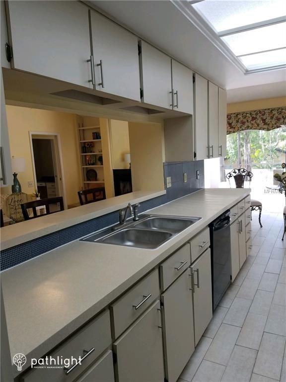 509 Humphries Rd - Photo 3 of 12