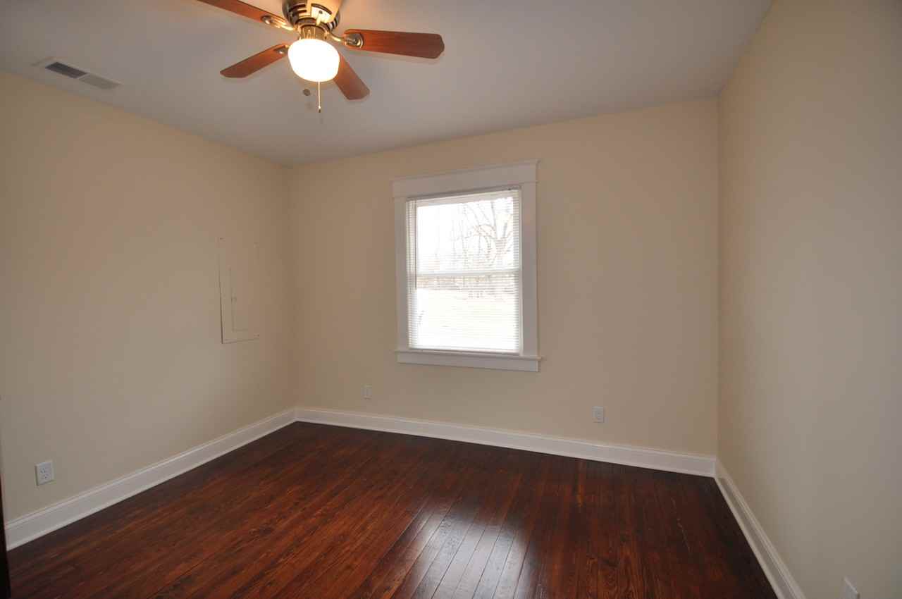 628 Addison Ave - Photo 6 of 8